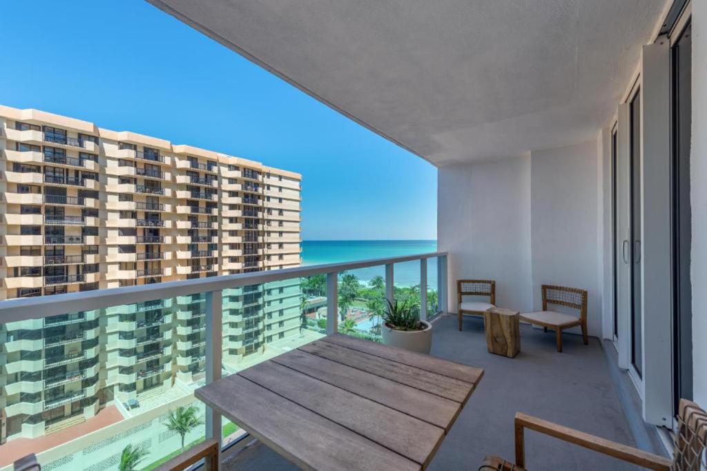 1 Hotel & Homes Miami Beach Oceanfront Residence Private Suites