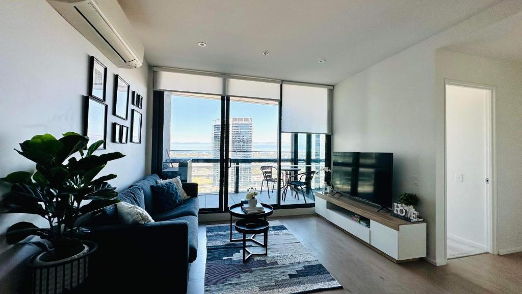 Free Parking Brand New 2BR Waterfront Docklands Awesome View