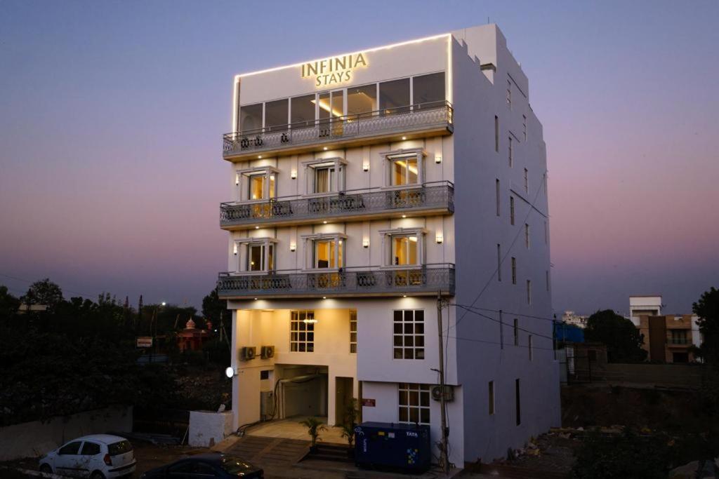 Infinia Stays - A Luxury Boutique Hotel