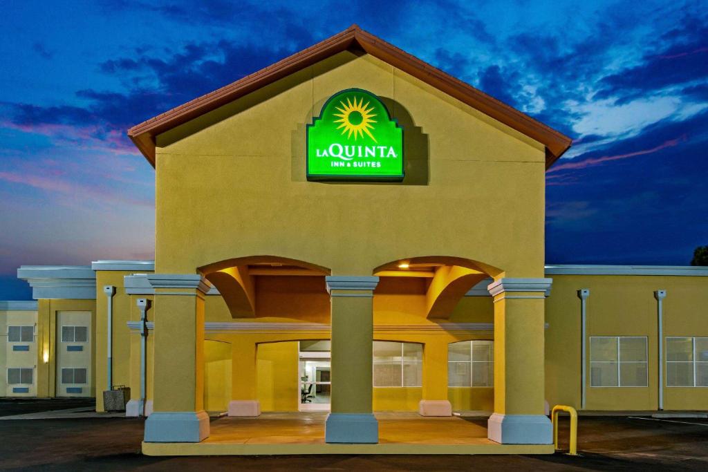 La Quinta by Wyndham Santa Rosa