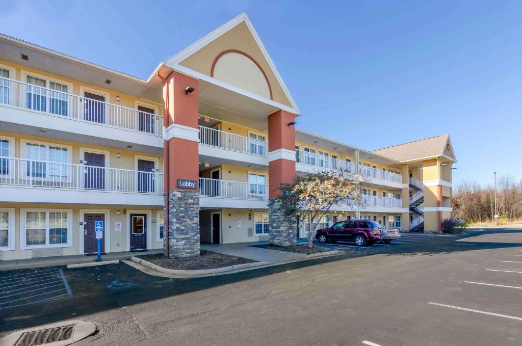 Extended Stay America Select Suites - Roanoke - Airport