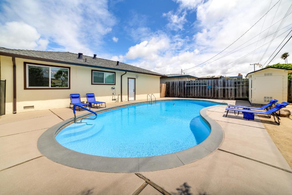 Salinas Home with Pool - Near WeatherTech Raceway!