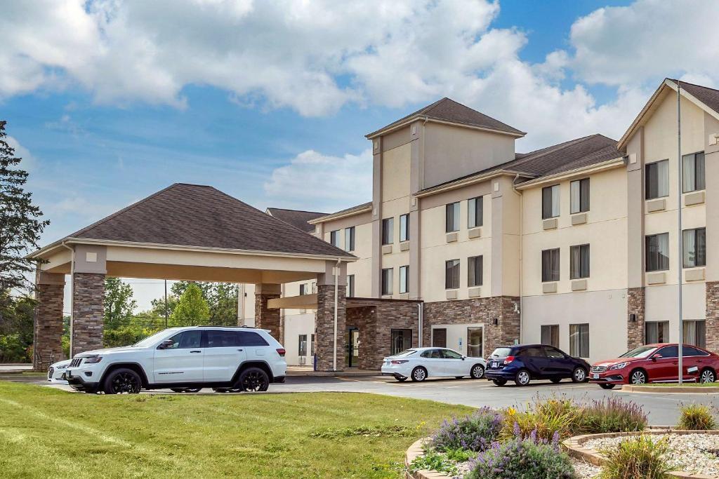 Comfort Inn & Suites North Aurora - Naperville