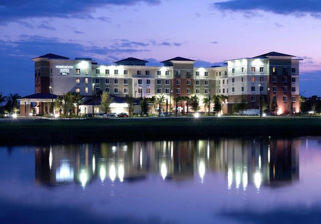 Homewood Suites Port Saint Lucie-Tradition