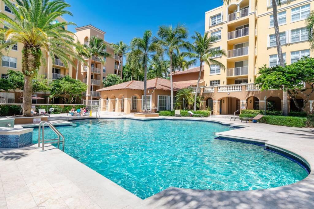 Entire condo at Aventura