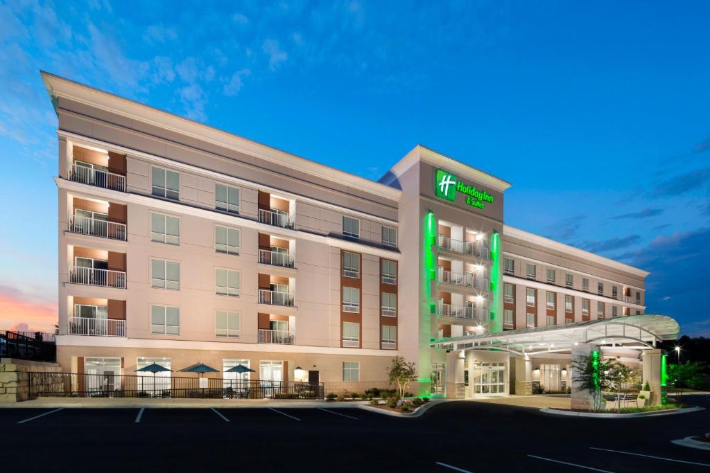 Holiday Inn & Suites Arden - Asheville Airport, an IHG Hotel